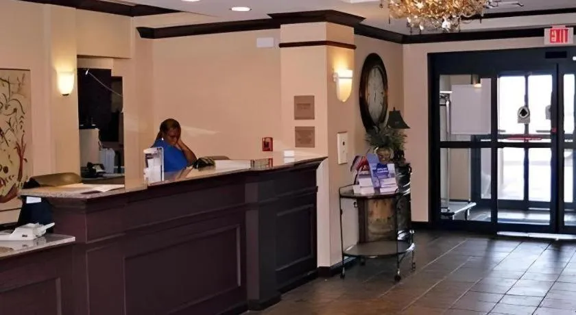 Holiday Inn Express Hotel & Suites Cleveland - Ms By IHG