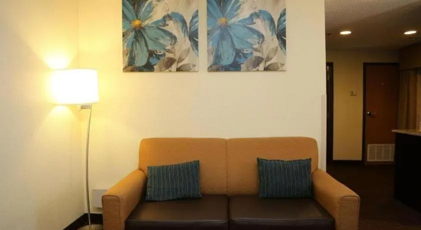 Holiday Inn Express Hotel & Suites Cleveland - Ms By IHG