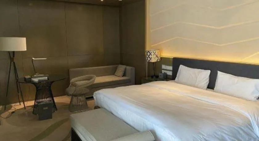 Bed in Urumqi Tianyuan Hotel