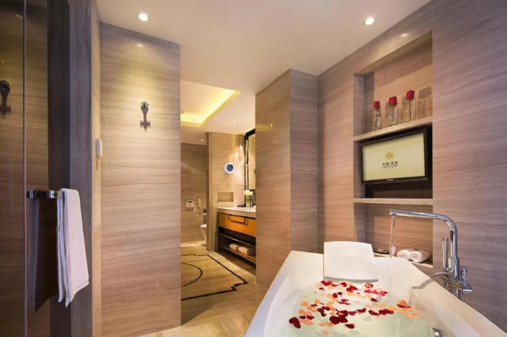 Bed in Urumqi Tianyuan Hotel