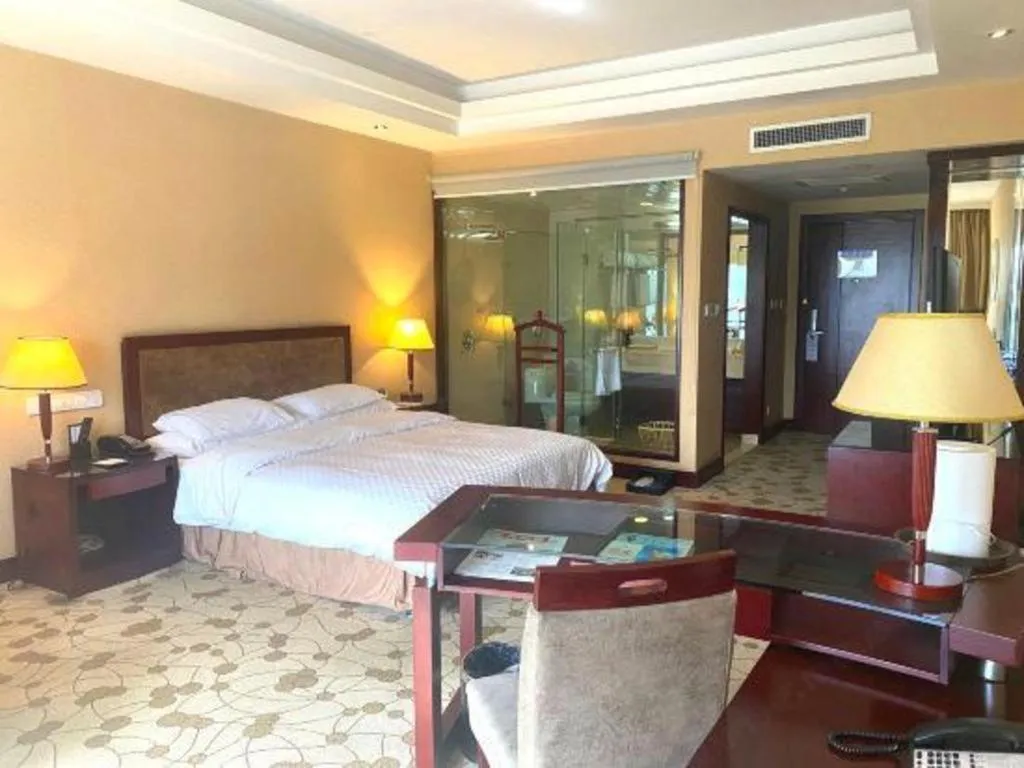 Bed in Urumqi Tianyuan Hotel