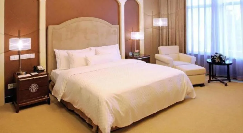 Bed in Urumqi Tianyuan Hotel