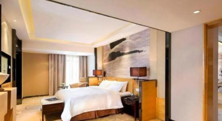 Bed in Urumqi Tianyuan Hotel