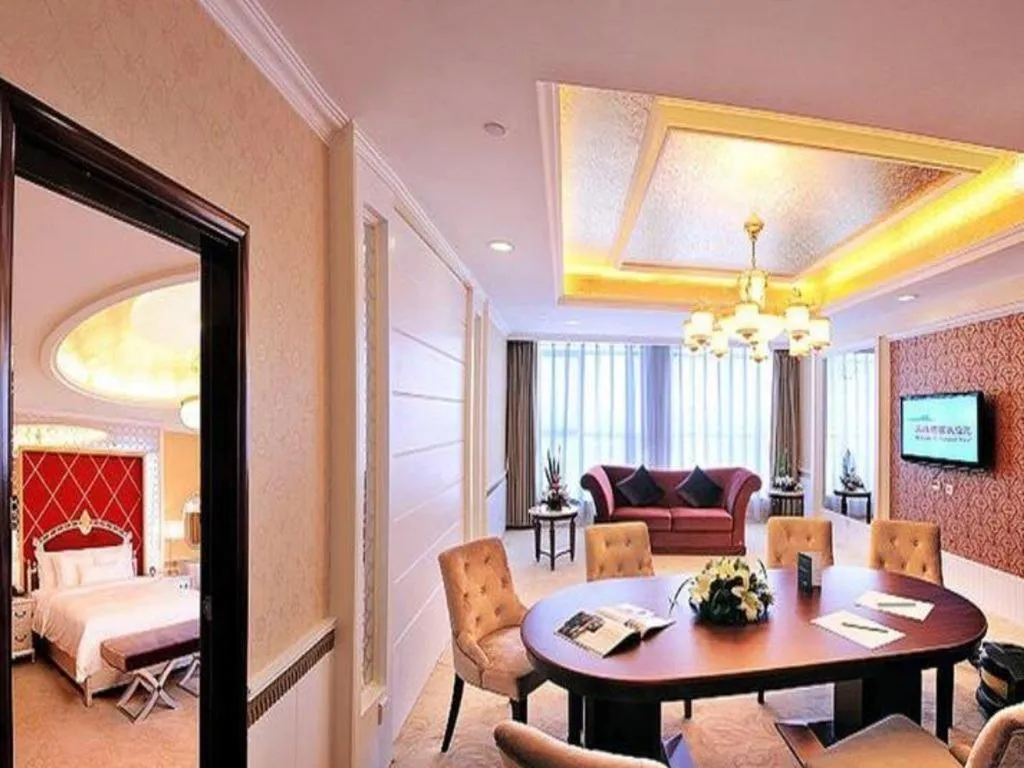 Bed in Urumqi Tianyuan Hotel