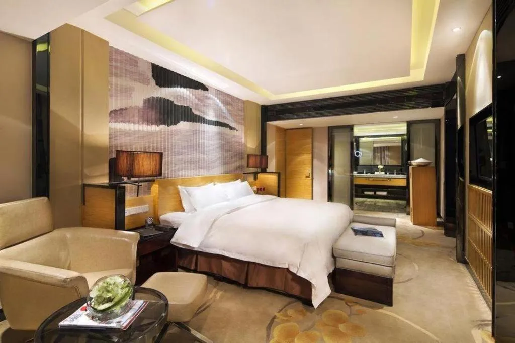 Bed in Urumqi Tianyuan Hotel