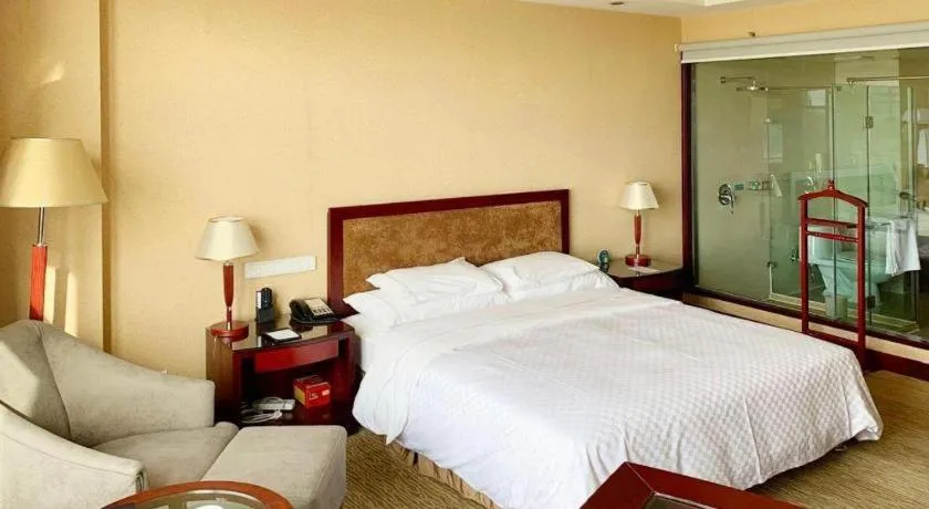 Bed in Urumqi Tianyuan Hotel