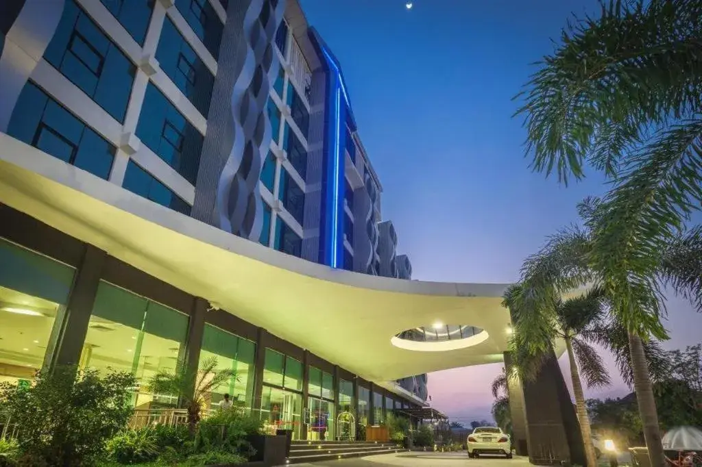 Alvarez Hotel Alvarez Hotel