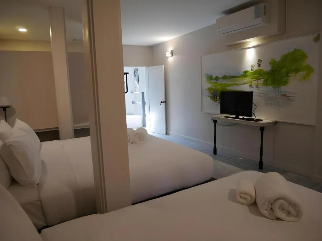 Bed in Silp-Pa Phra Nakhon Si Ayutthaya Hotel