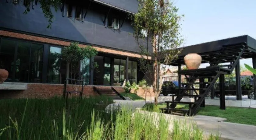 Silp-Pa Phra Nakhon Si Ayutthaya Hotel