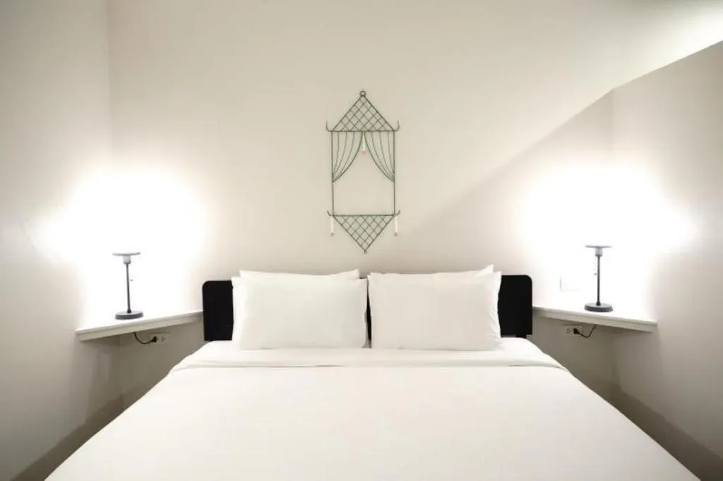 Bed in Silp-Pa Phra Nakhon Si Ayutthaya Hotel