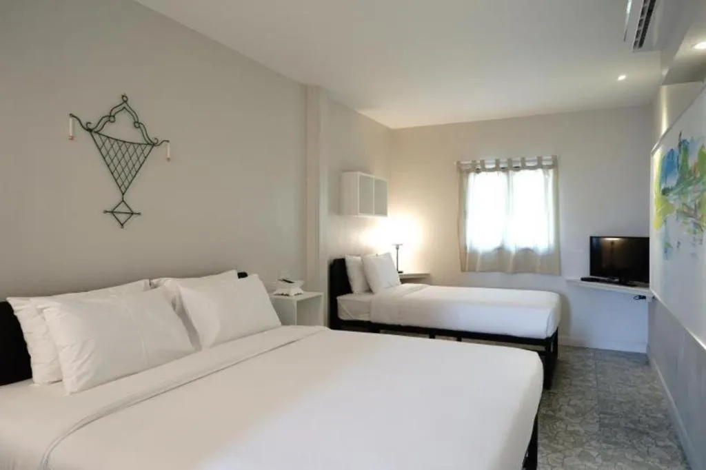 Bed in Silp-Pa Phra Nakhon Si Ayutthaya Hotel