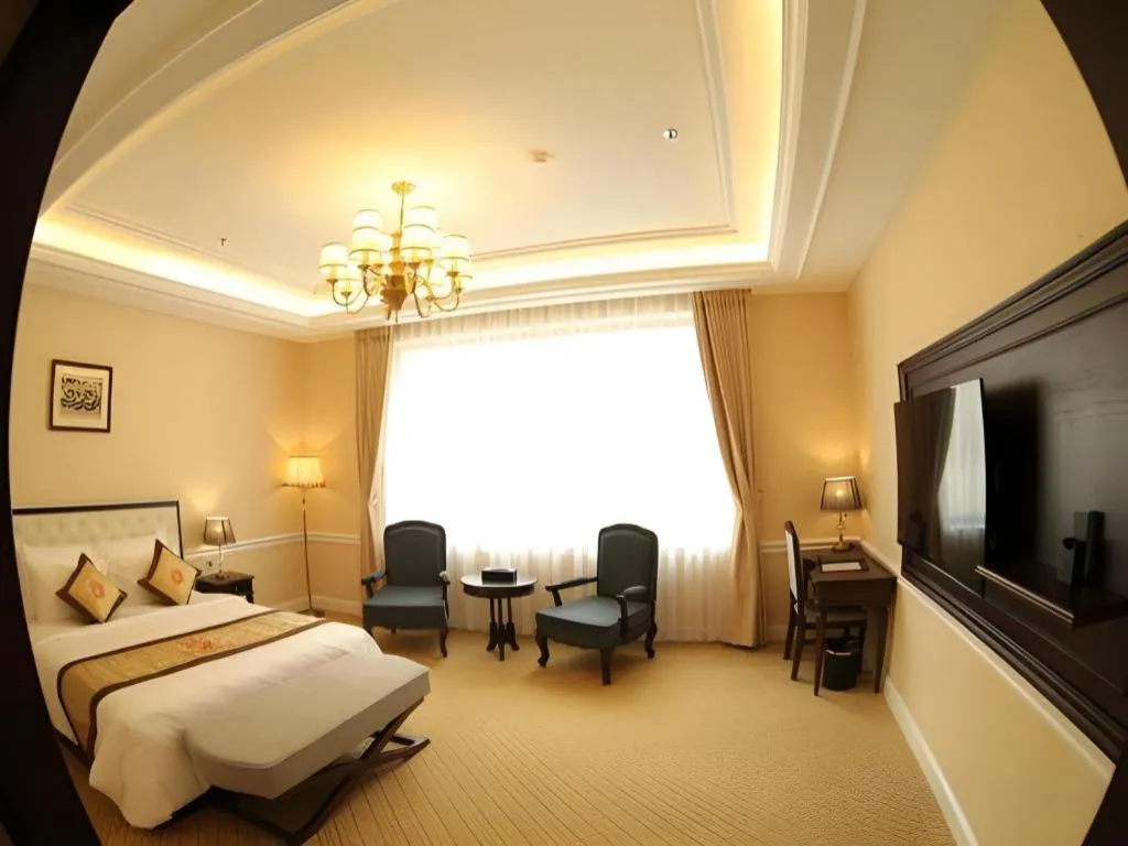 Bed in Phoenix Resort Bac Ninh