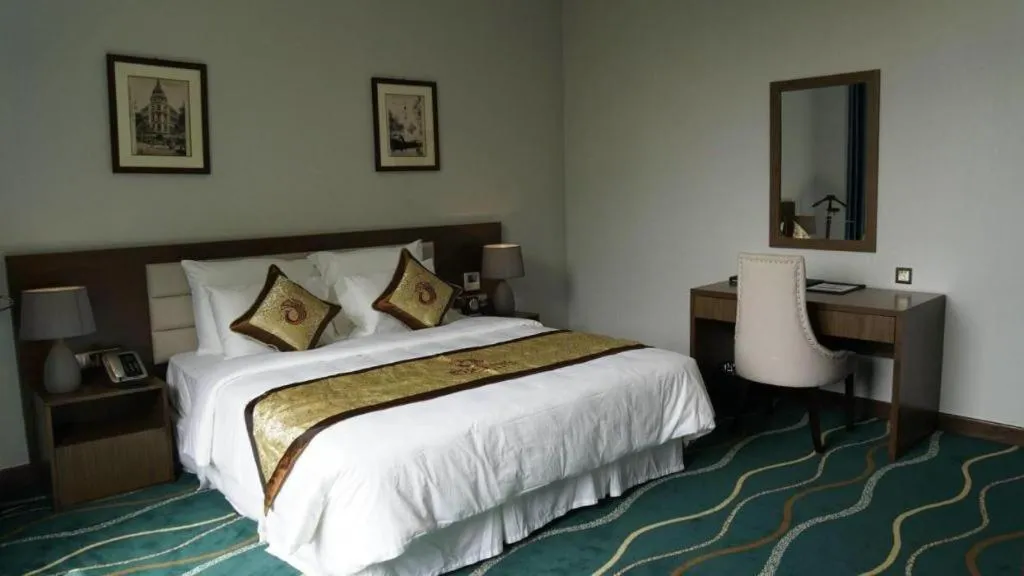 Bed in Phoenix Resort Bac Ninh