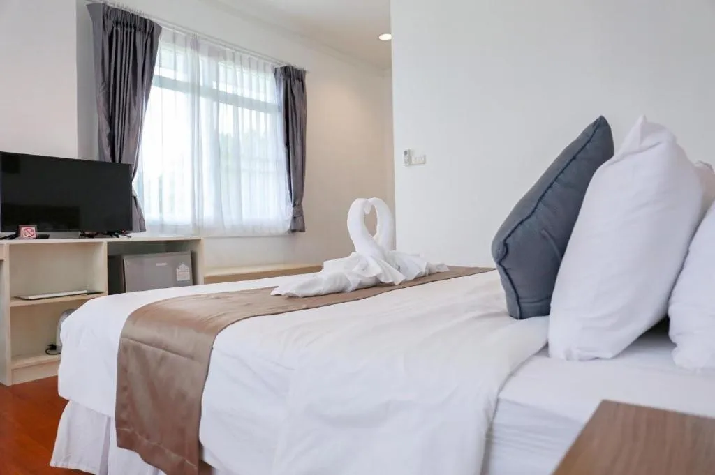 Bed in Rajapruek Place