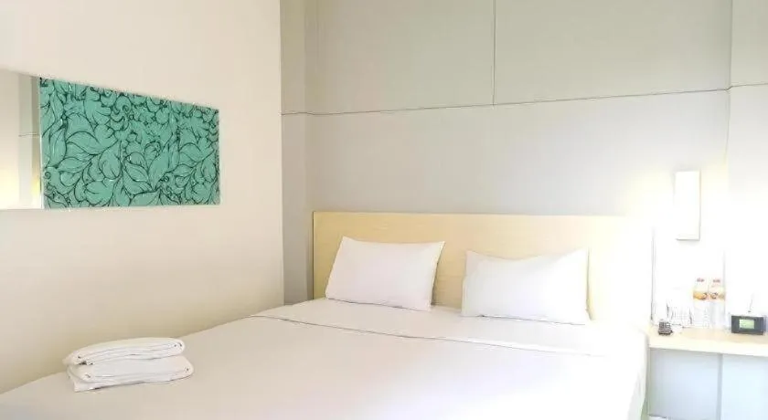 Bed in IXO Bekasi
