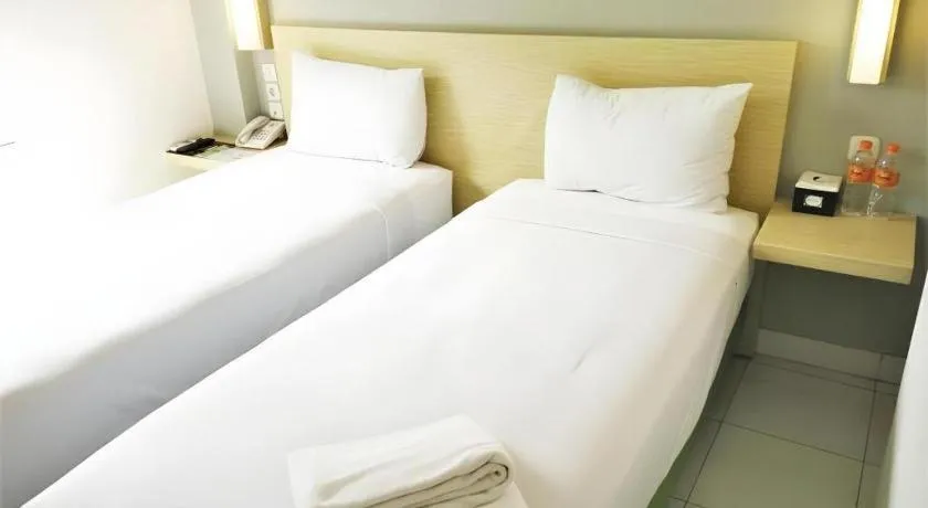 Bed in IXO Bekasi
