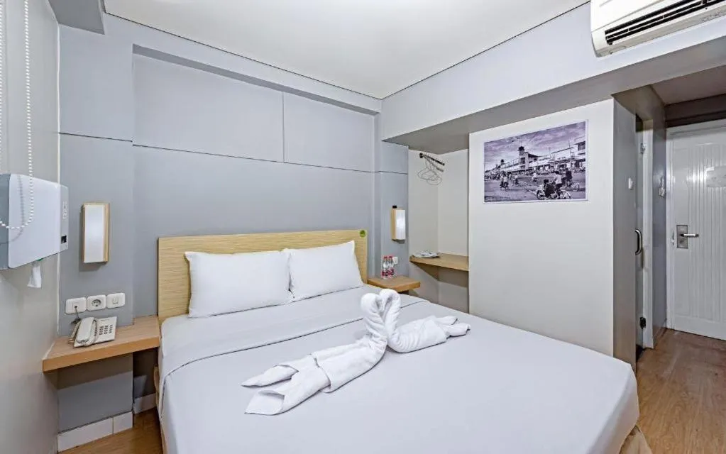 Bed in IXO Bekasi