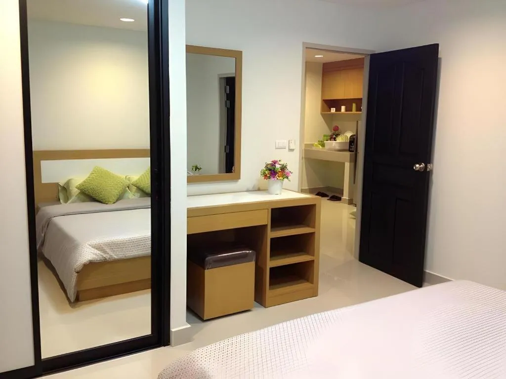 Bed in Ipremium Sukhumvit 81 Hotel