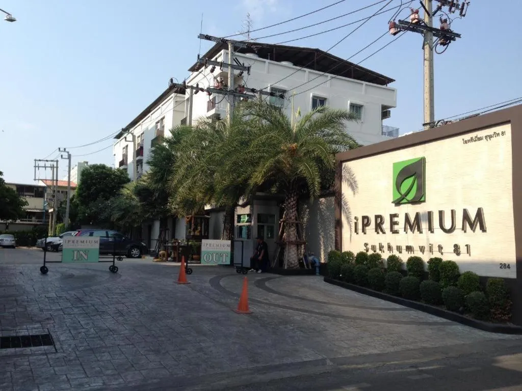 Ipremium Sukhumvit 81 Hotel