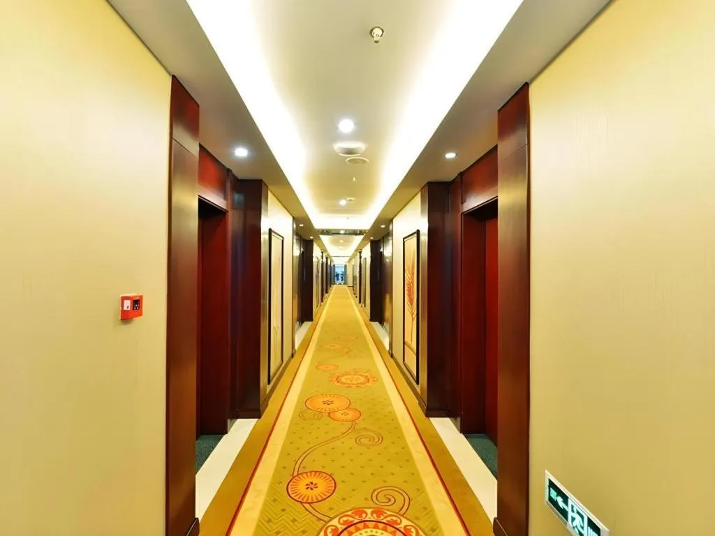 GreenTree Eastern Zigong Huashang International City Huichuan Road Hotel