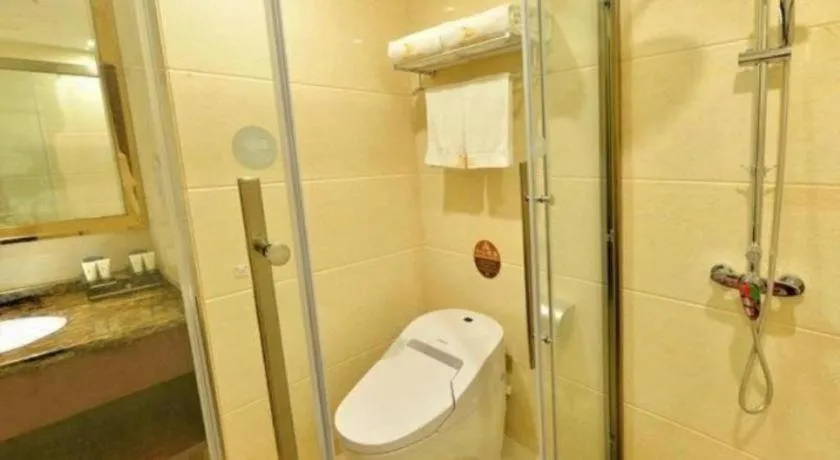 GreenTree Eastern Zigong Huashang International City Huichuan Road Hotel