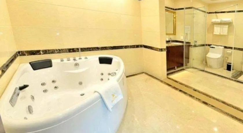GreenTree Eastern Zigong Huashang International City Huichuan Road Hotel