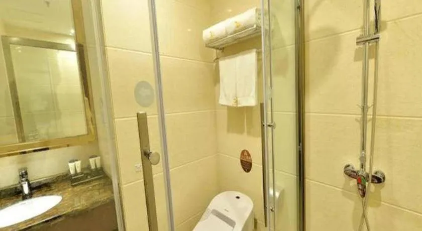 GreenTree Eastern Zigong Huashang International City Huichuan Road Hotel