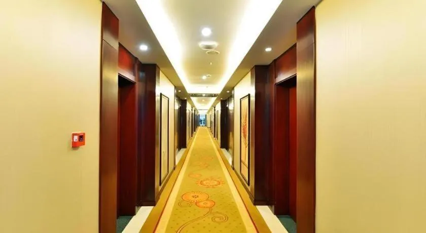 GreenTree Eastern Zigong Huashang International City Huichuan Road Hotel