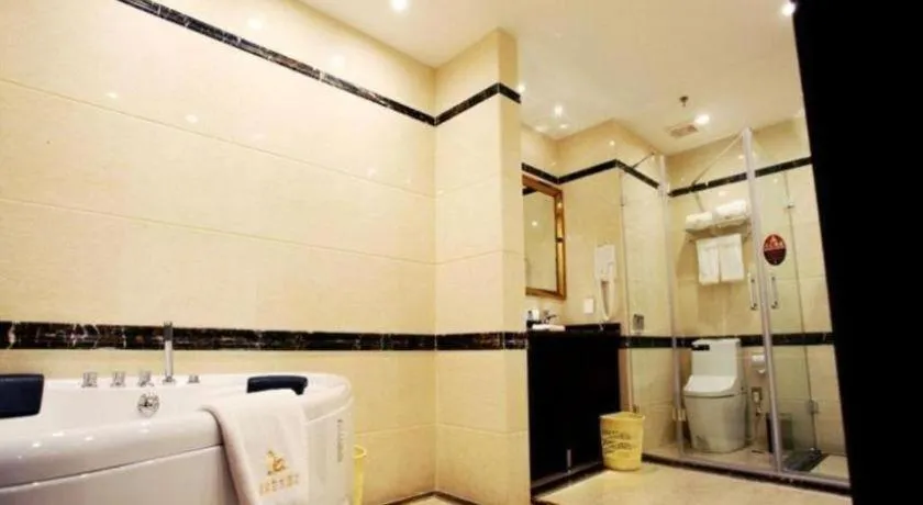 GreenTree Eastern Zigong Huashang International City Huichuan Road Hotel