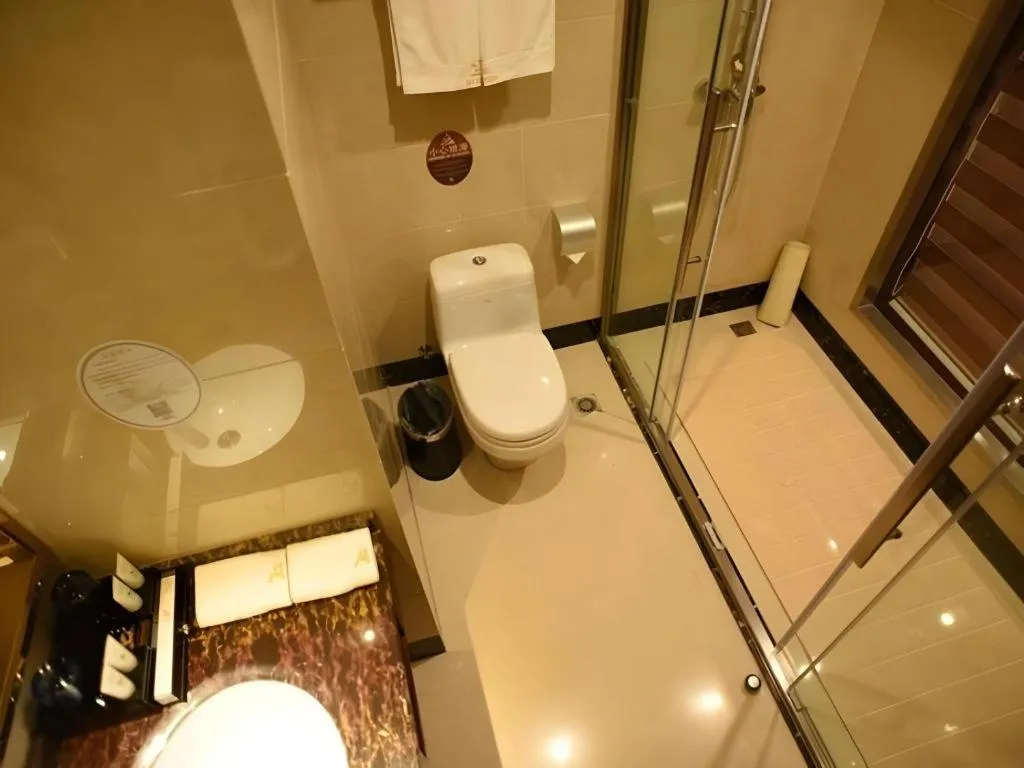 GreenTree Eastern Zigong Huashang International City Huichuan Road Hotel