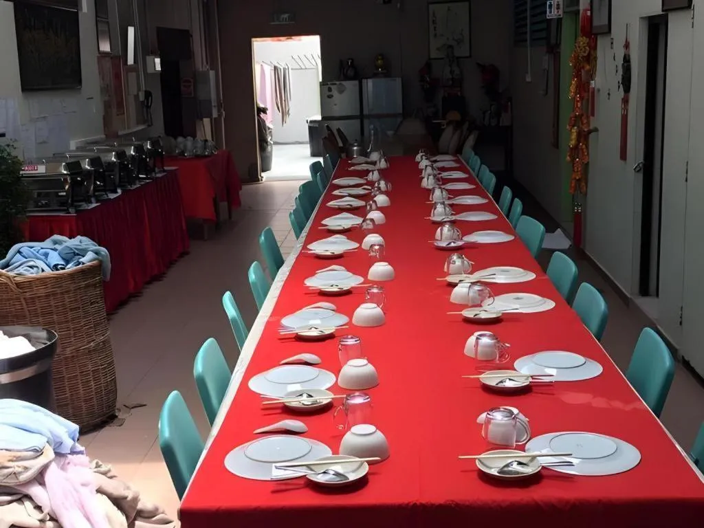 Lai Ming Hotel Cosmoland