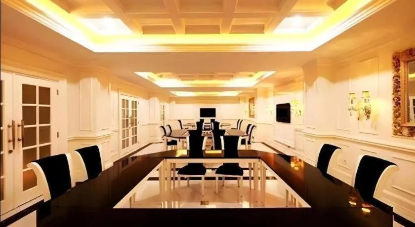 Lafayette Boutique Hotel