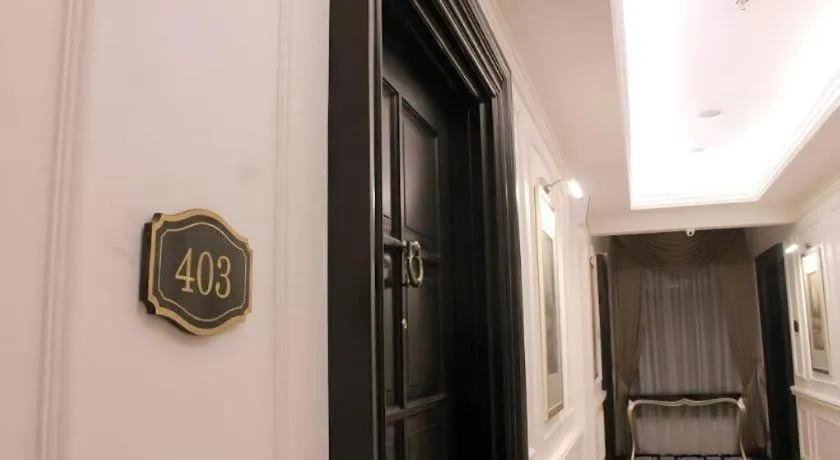 Lafayette Boutique Hotel