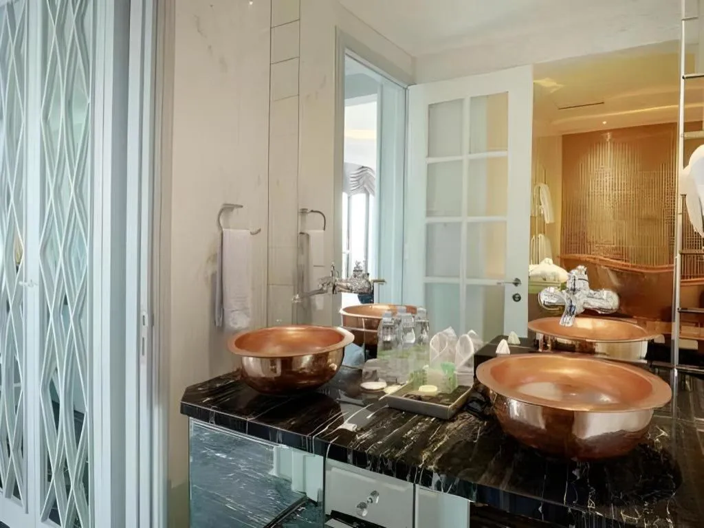 Lafayette Boutique Hotel