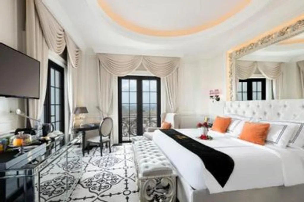 Bed in Lafayette Boutique Hotel