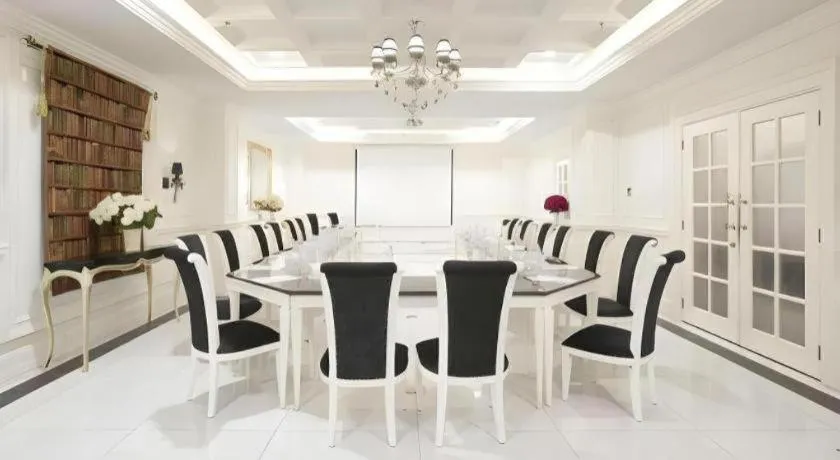 Lafayette Boutique Hotel