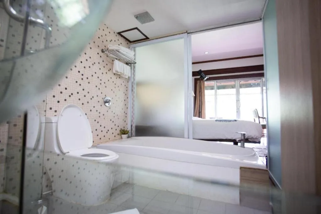 Bed in NH Elegant Hotel