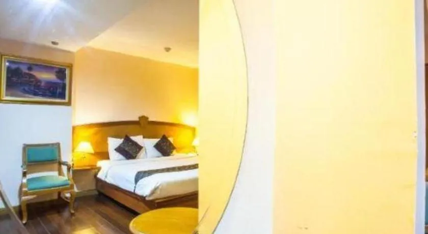 Bed in NH Elegant Hotel