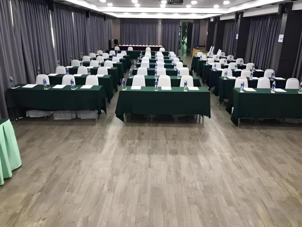 The Convenience Hotel