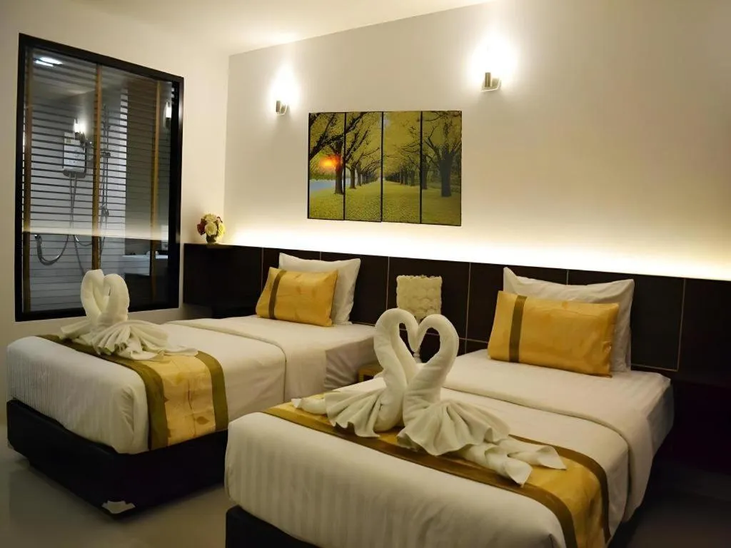 Bed in The Convenience Hotel