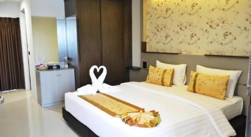 Bed in The Convenience Hotel