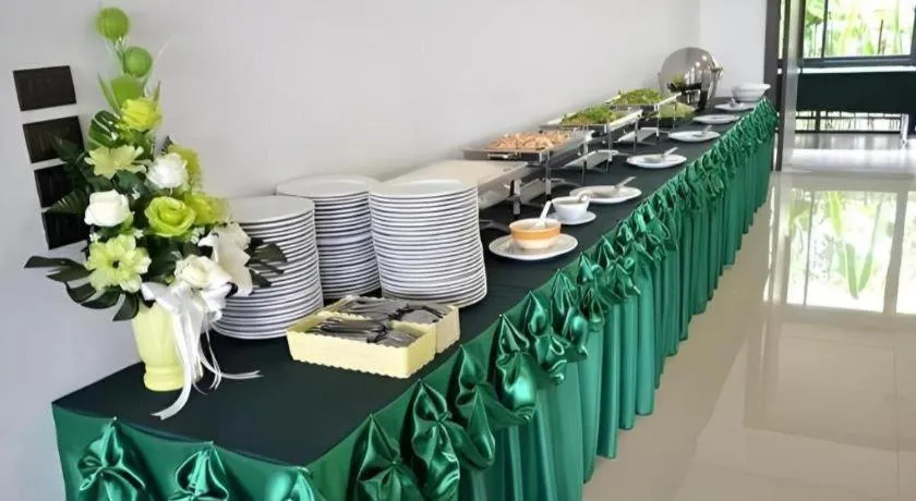 The Convenience Hotel