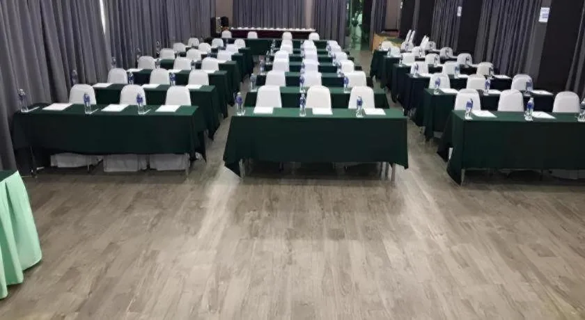 The Convenience Hotel