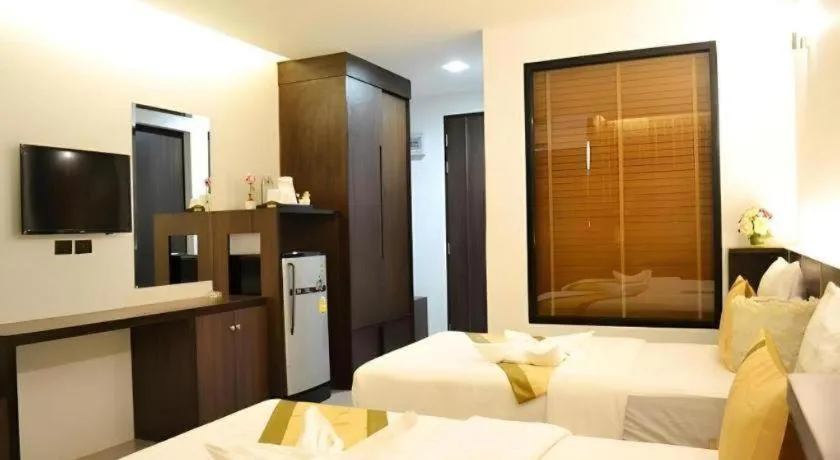 Bed in The Convenience Hotel