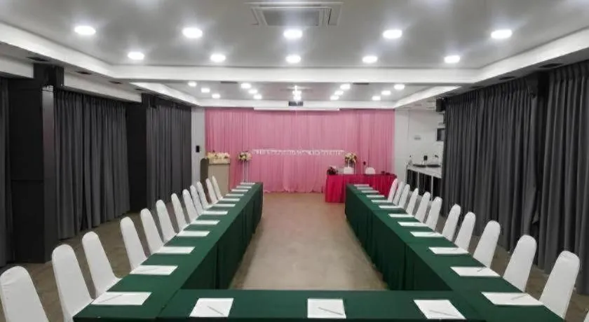 The Convenience Hotel