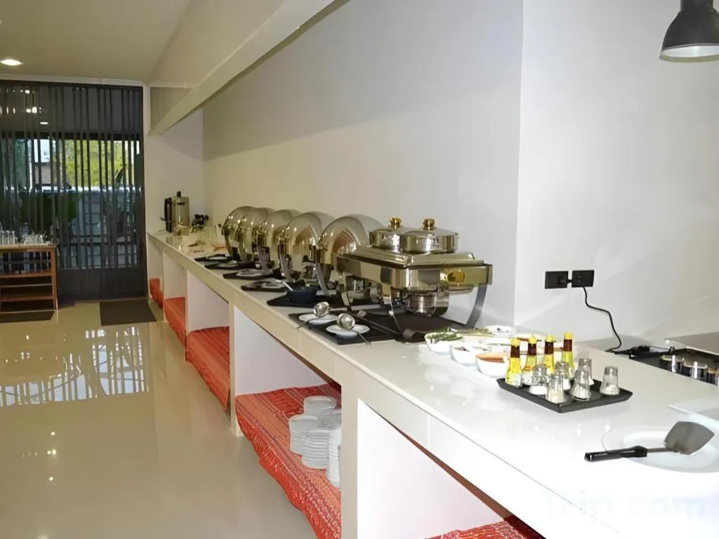 The Convenience Hotel