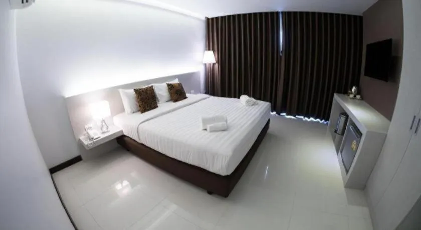 Bed in Chaisaeng Villa