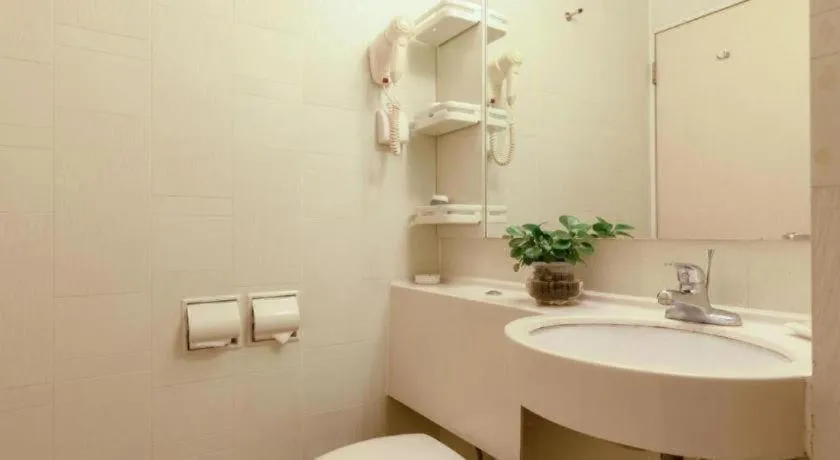 Jinjiang Inn Guangzhou Liwan Caihongqiao Metro Station