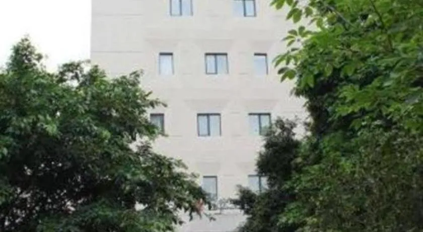 Jinjiang Inn Guangzhou Liwan Caihongqiao Metro Station