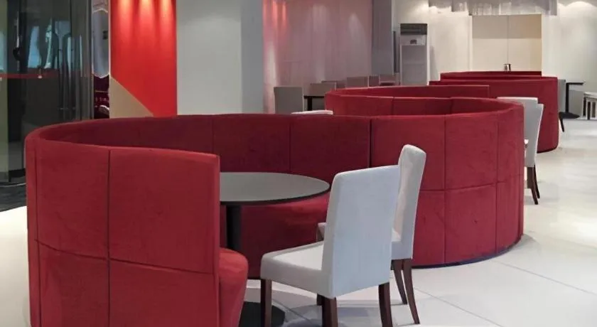 Jinjiang Inn Guangzhou Liwan Caihongqiao Metro Station